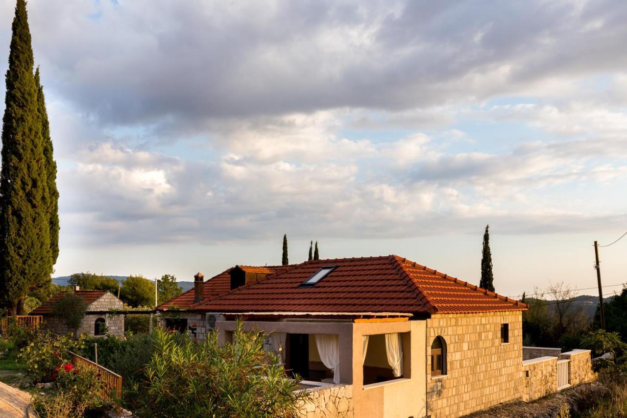Holiday Home Lazustina Paradise Mihanići エクステリア 写真