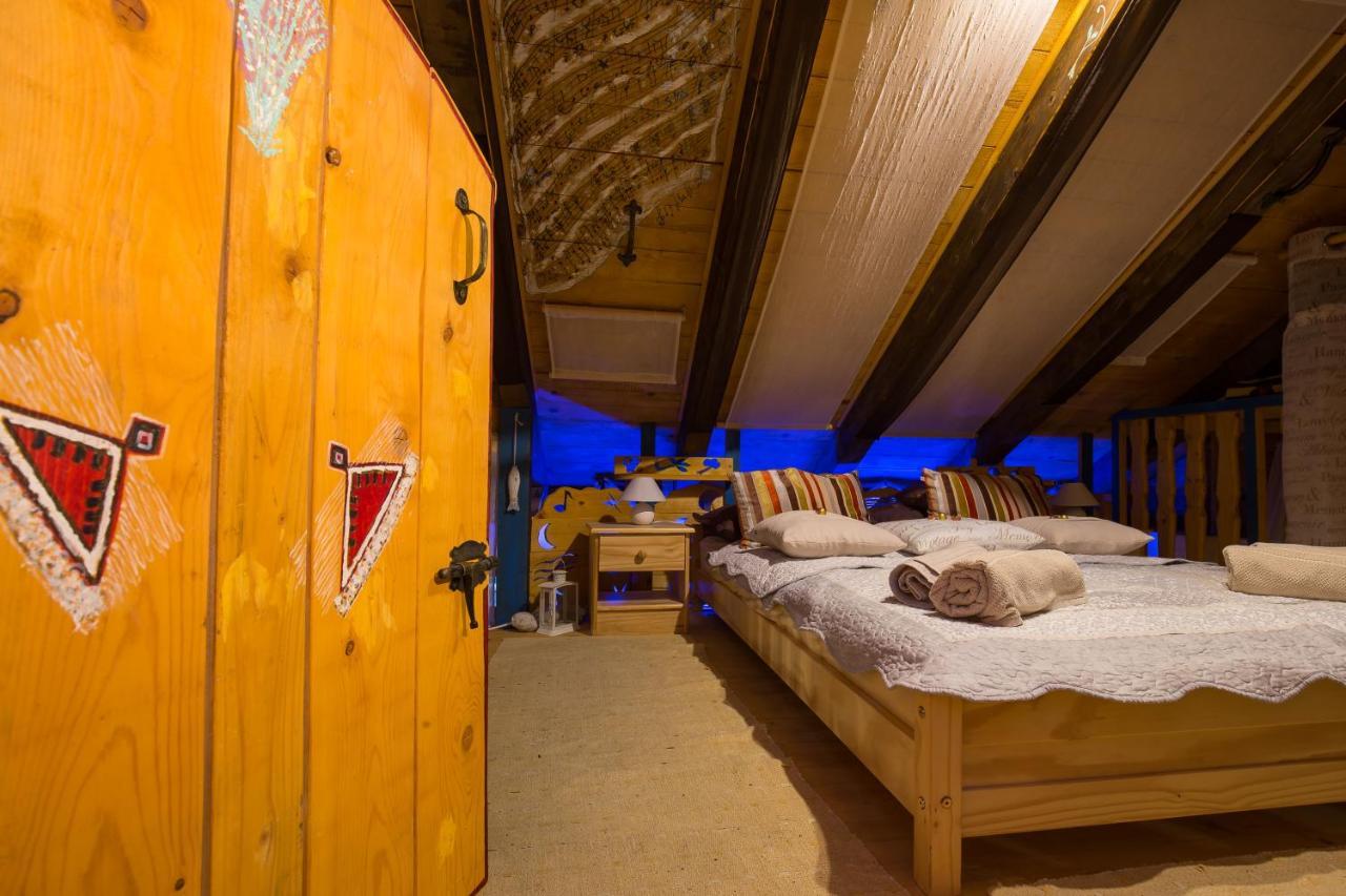 Holiday Home Lazustina Paradise Mihanići エクステリア 写真